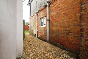 Photo 19- click for photo gallery